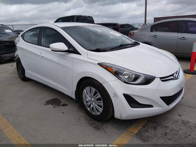Salvage Hyundai ELANTRA Image