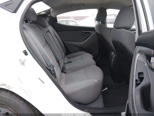 Hyundai ELANTRA Se