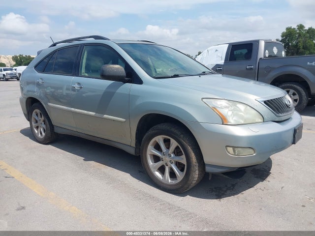 Salvage Lexus RX Image