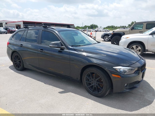 Salvage BMW 3 Series Image