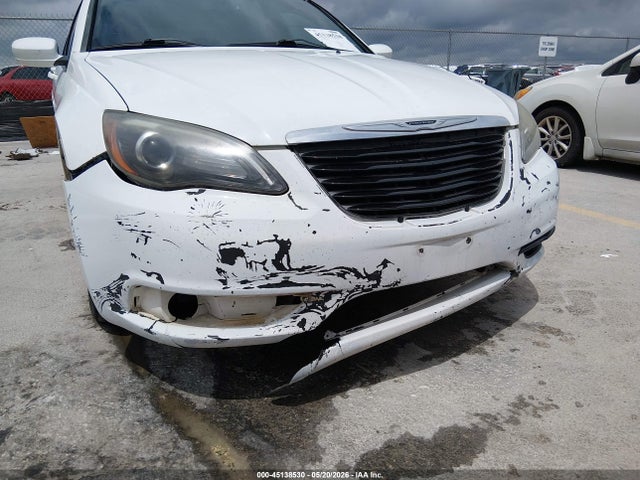 Chrysler 200 S