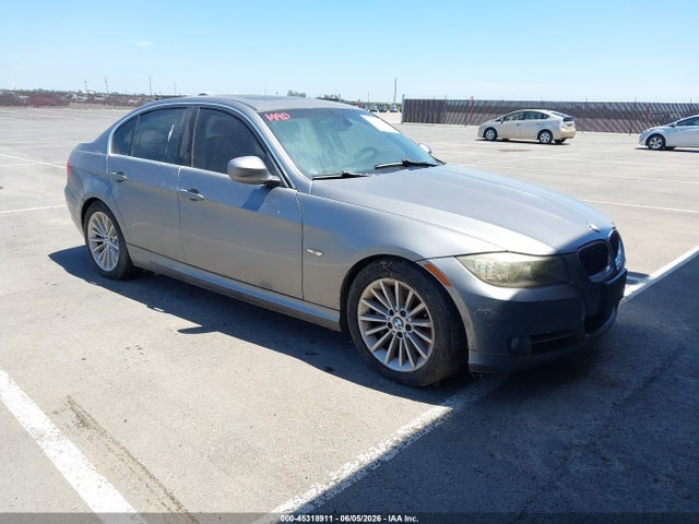 Salvage BMW 3 Series Image
