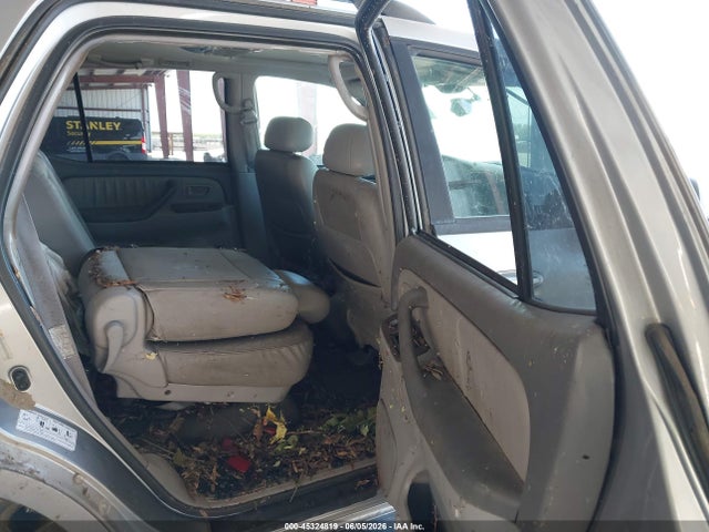 Toyota Sequoia Limited V8