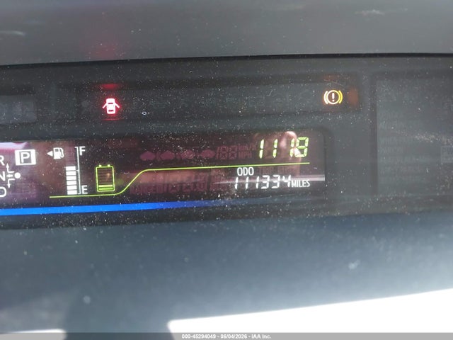 Toyota Prius v Three