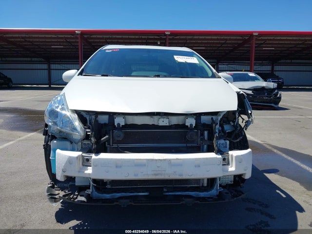 Toyota Prius v Three