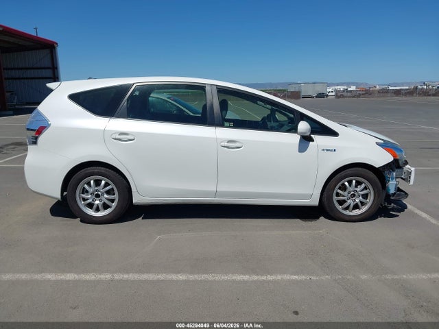 Toyota Prius v Three