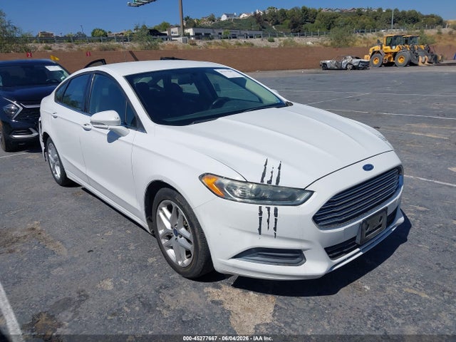 Salvage Ford Fusion Image