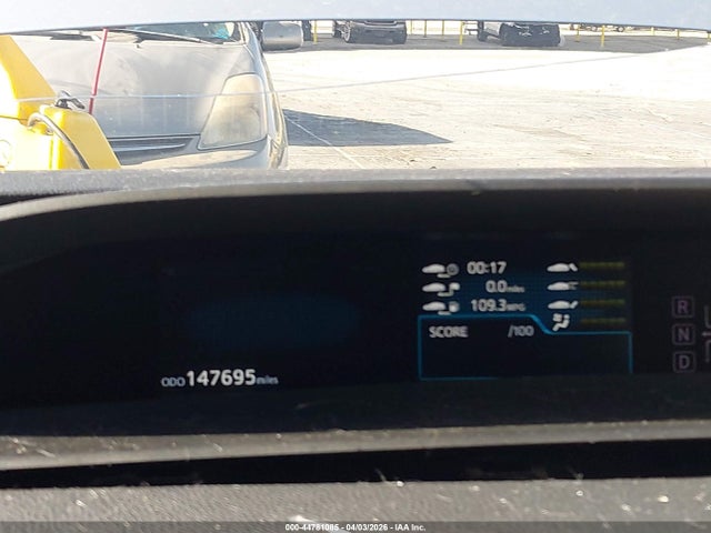 Toyota Prius Three Touring
