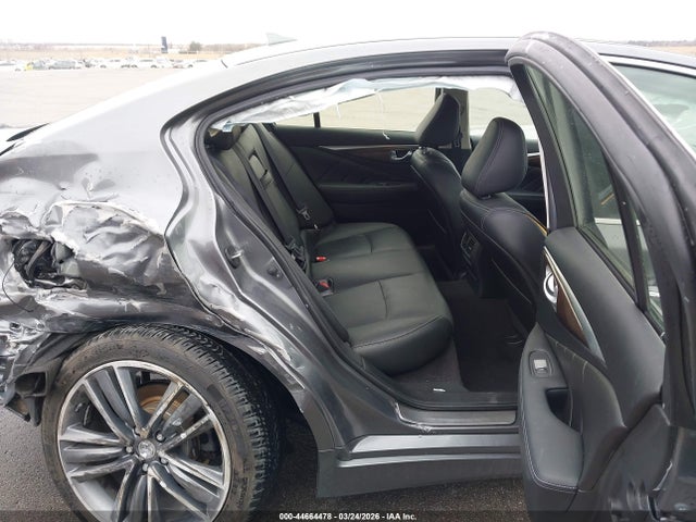 INFINITI Q50 3.0t Premium