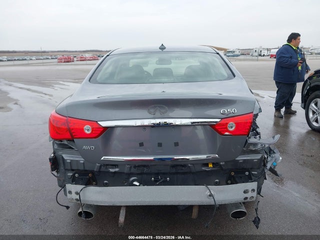 INFINITI Q50 3.0t Premium