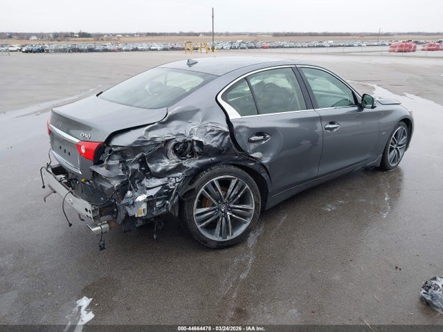 INFINITI Q50 3.0t Premium