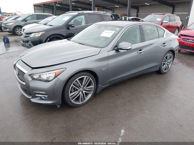 INFINITI Q50 3.0t Premium