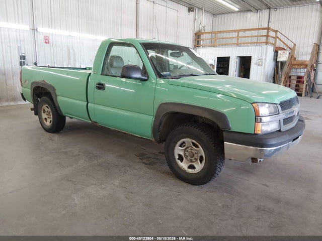 Salvage Chevrolet Silverado 1500 Image