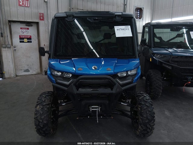 Can-Am Defender Max Limited Cab Hd10