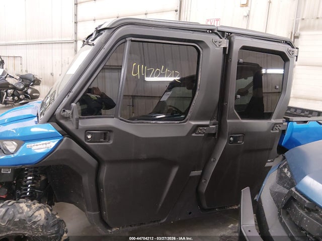 Can-Am Defender Max Limited Cab Hd10