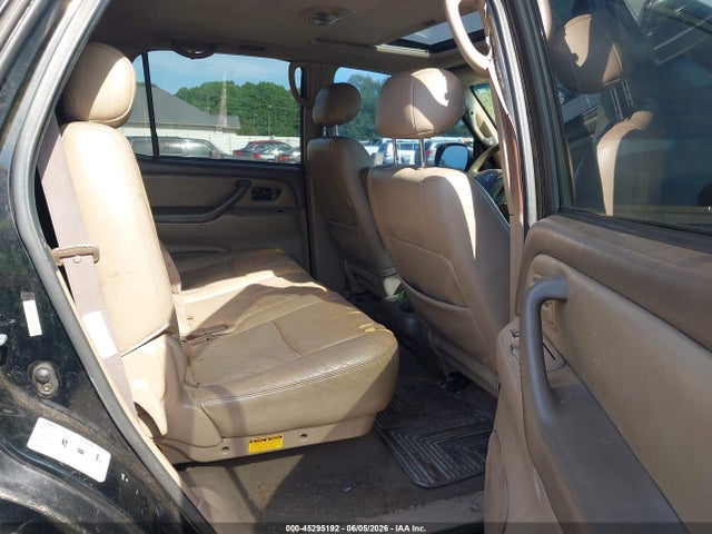 Toyota Sequoia Sr5 V8