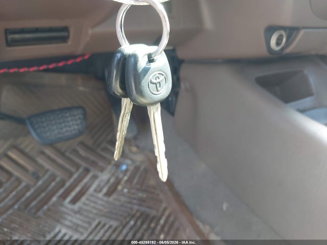 Toyota Sequoia Sr5 V8