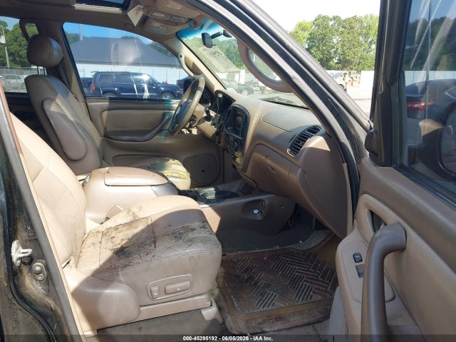 Toyota Sequoia Sr5 V8