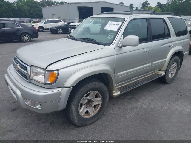 Toyota 4Runner Limited V6