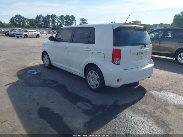 Scion xB