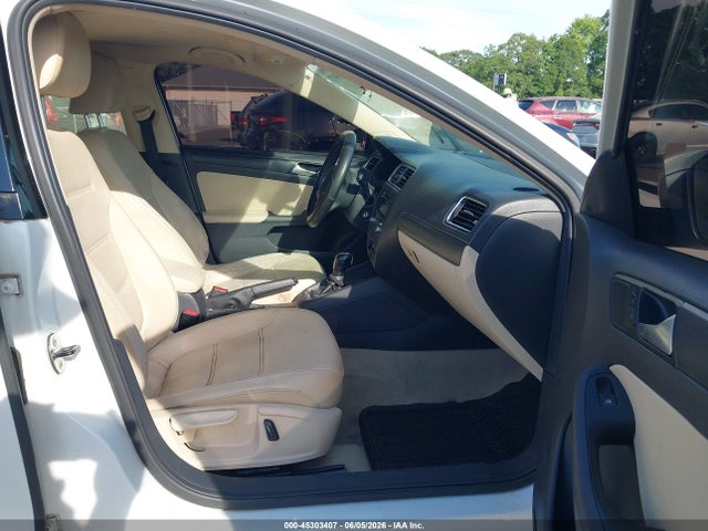Volkswagen Jetta 1.8t Se