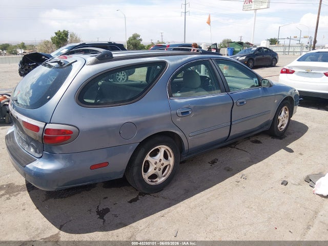 Ford Taurus Se
