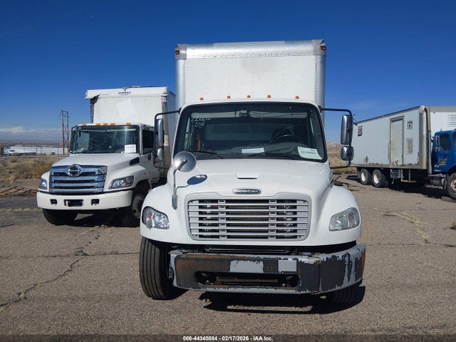 Freightliner M2 106