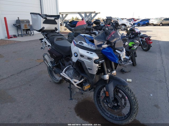 Salvage BMW R 1300 Image