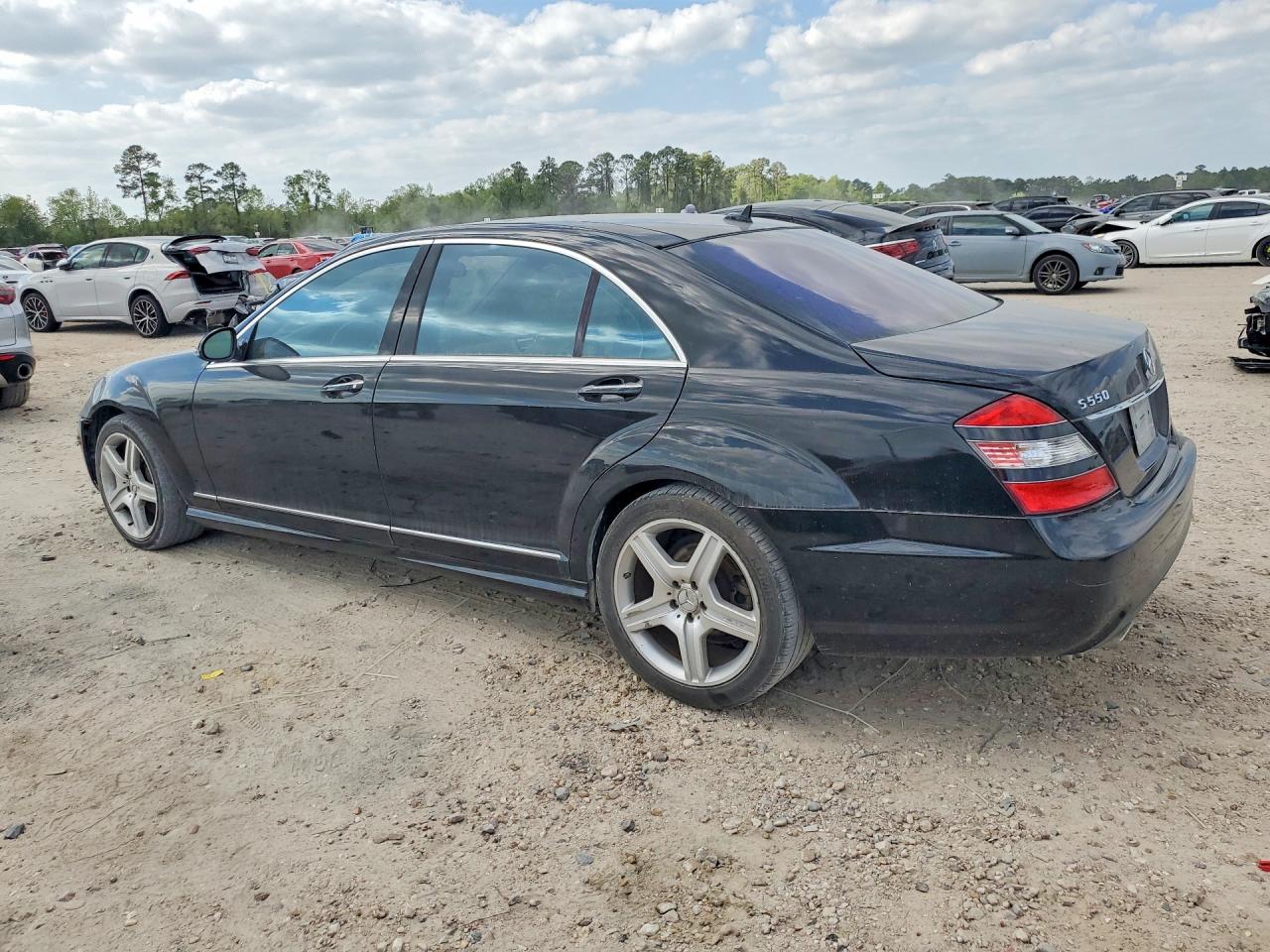 Mercedes-Benz S-Class 550