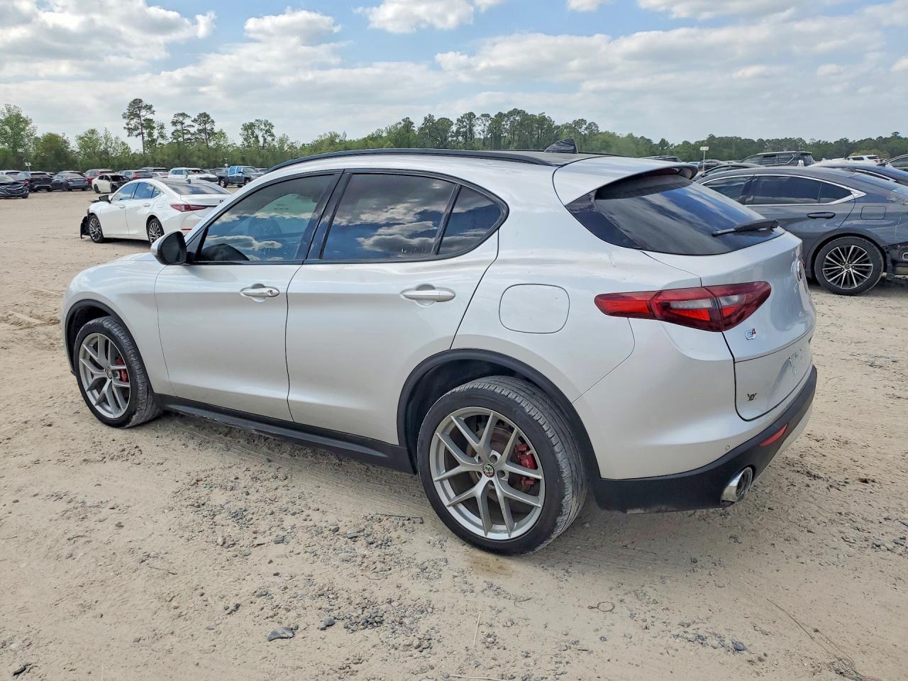 Alfa Romeo Stelvio Ti Sport
