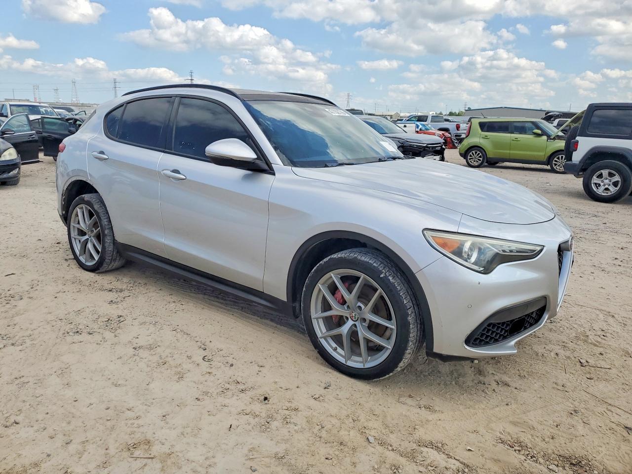 Alfa Romeo Stelvio Ti Sport