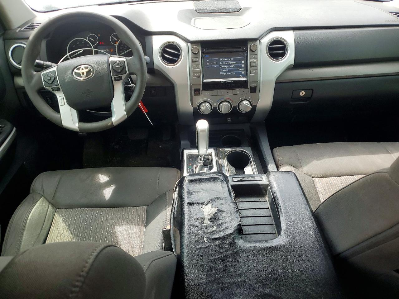 Toyota Tundra Sr5