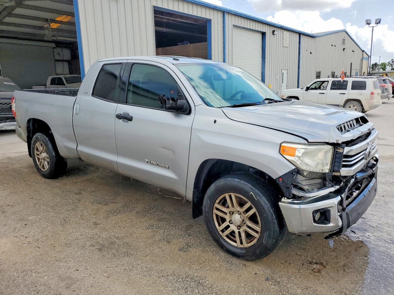 Toyota Tundra Sr5