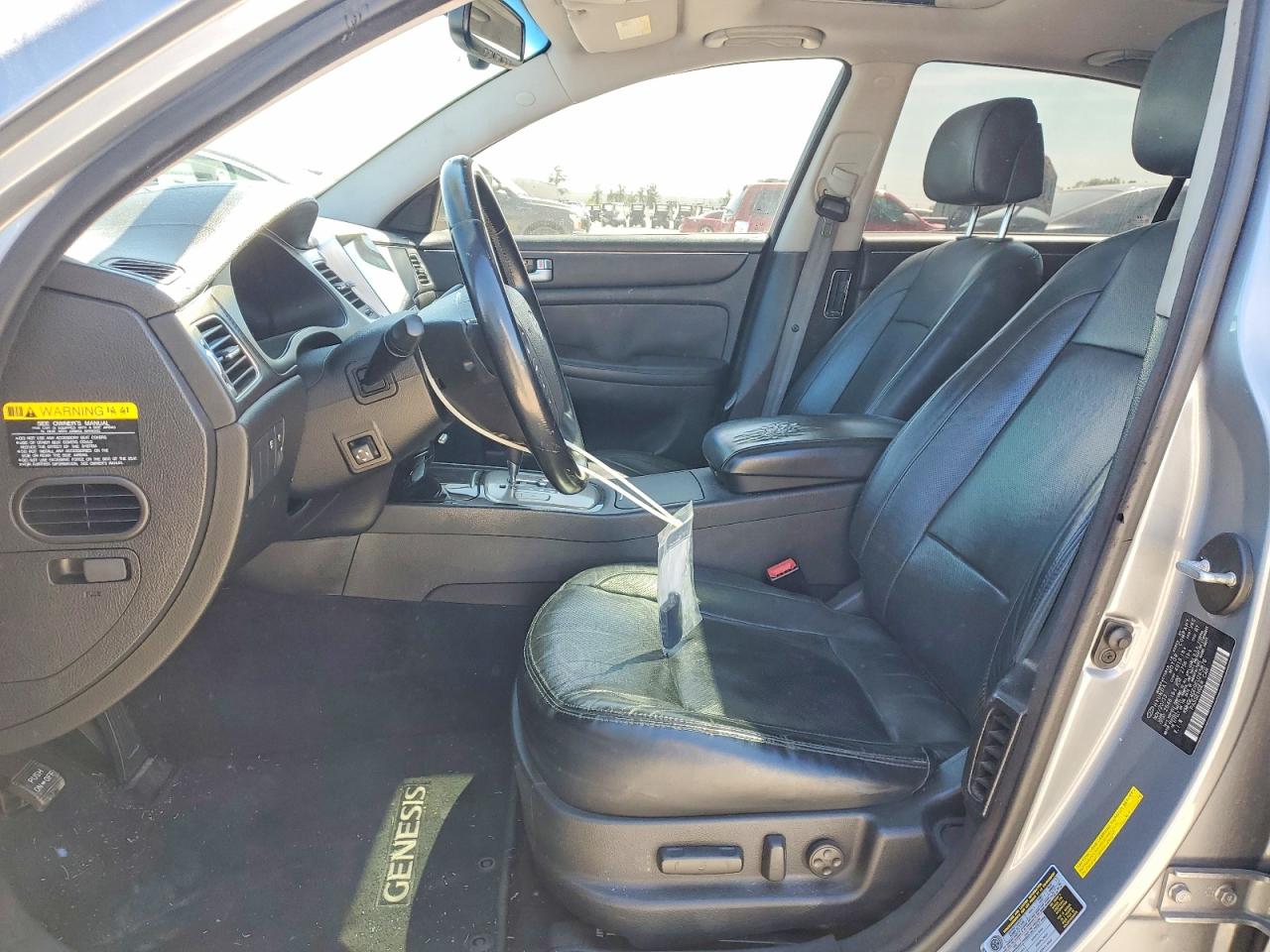 Hyundai Genesis 3.8l