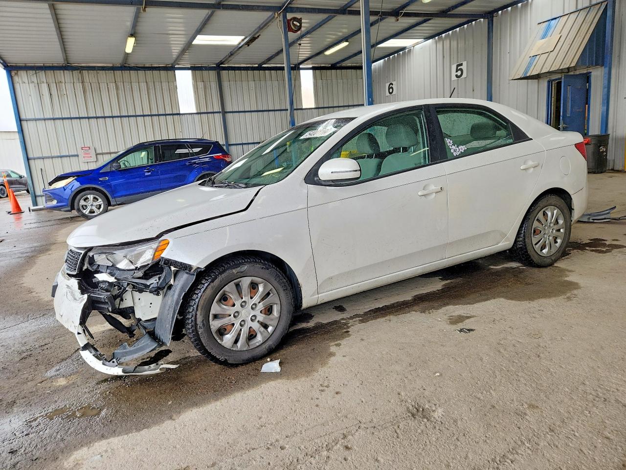 Salvage Kia Forte Image