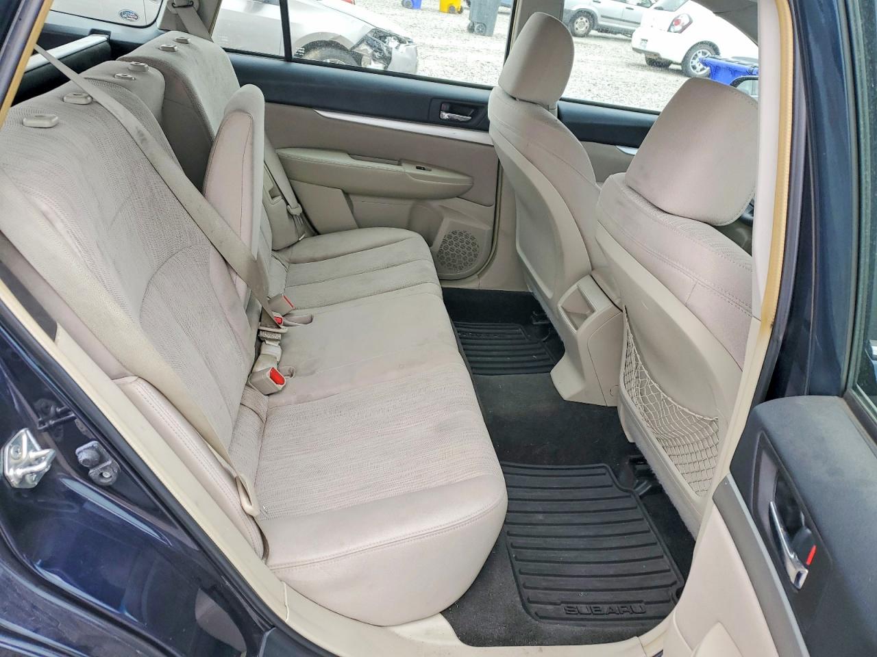Subaru Outback 2.5i