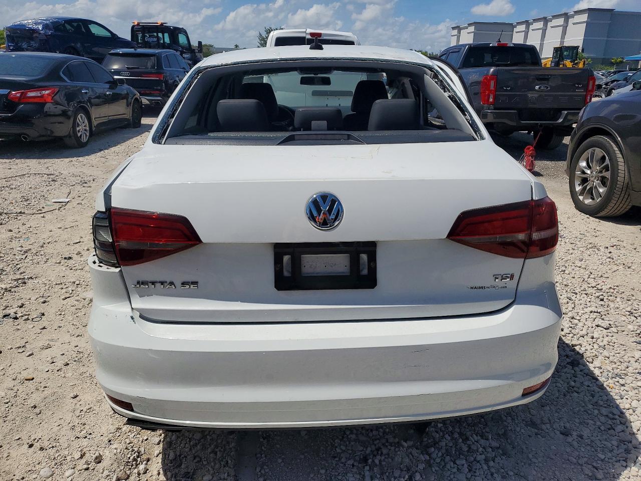 Volkswagen Jetta Se