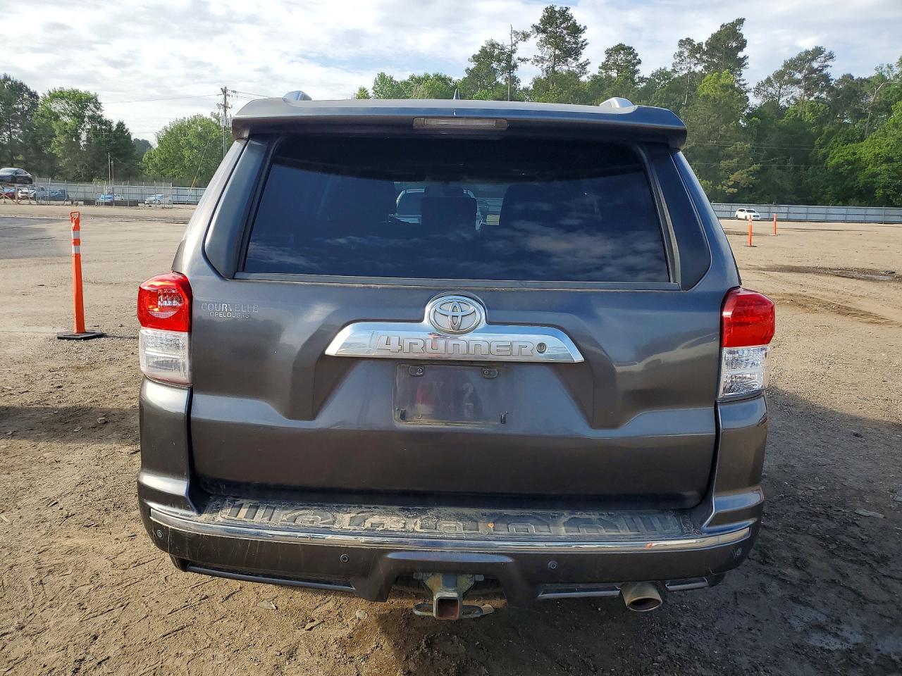 Toyota 4Runner Sr5