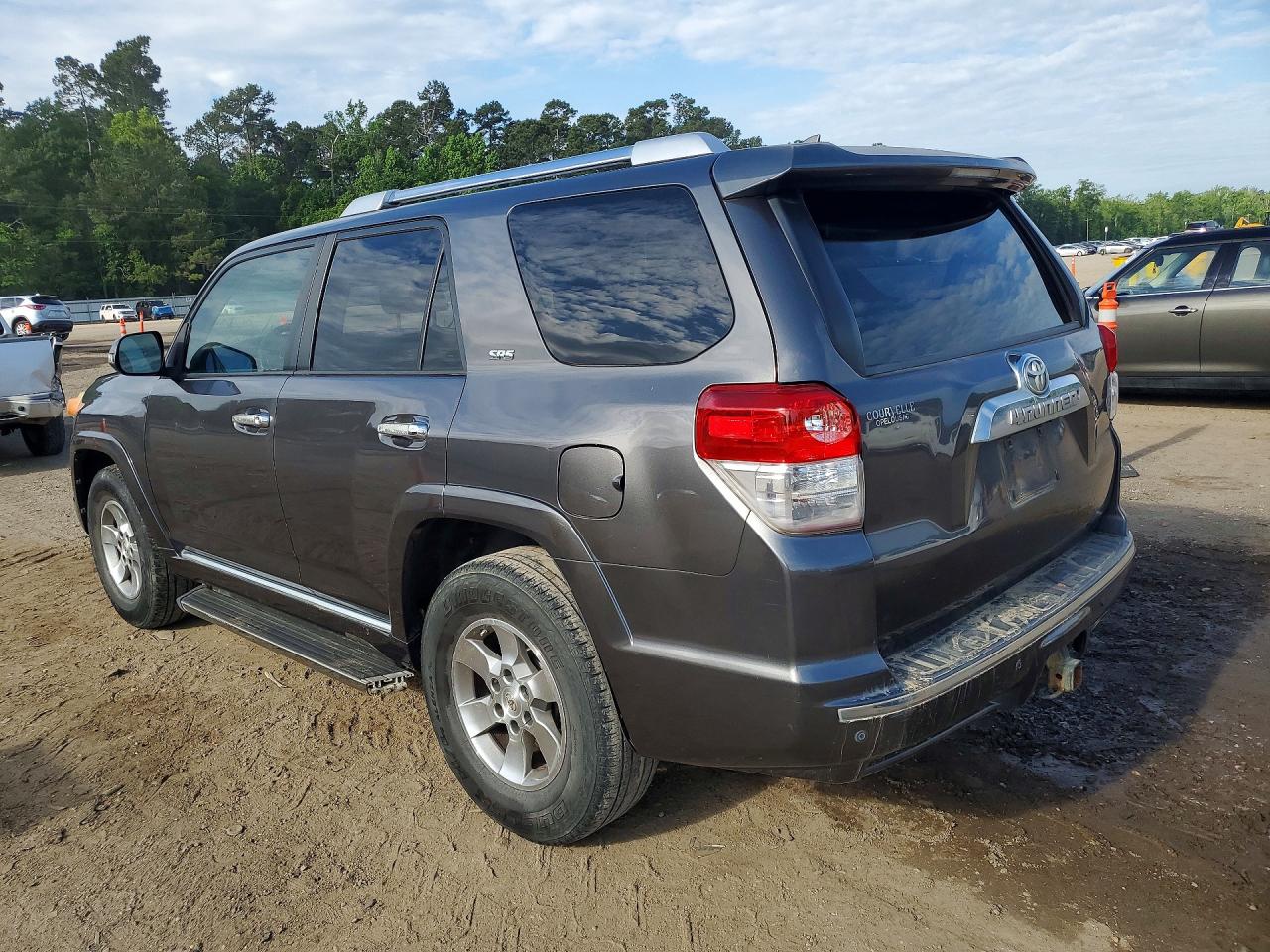 Toyota 4Runner Sr5