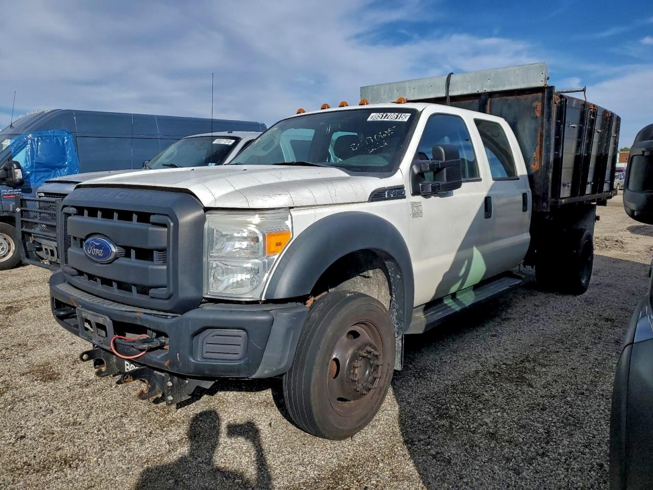 Salvage Ford F-450 Image