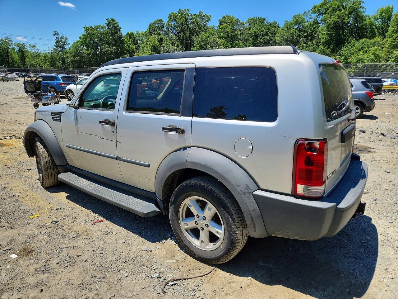 Dodge Nitro Sxt