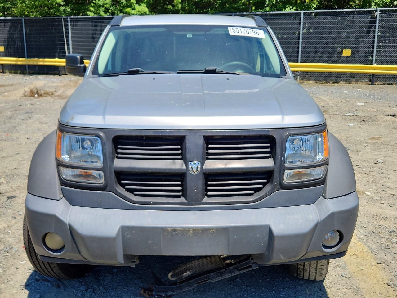 Dodge Nitro Sxt