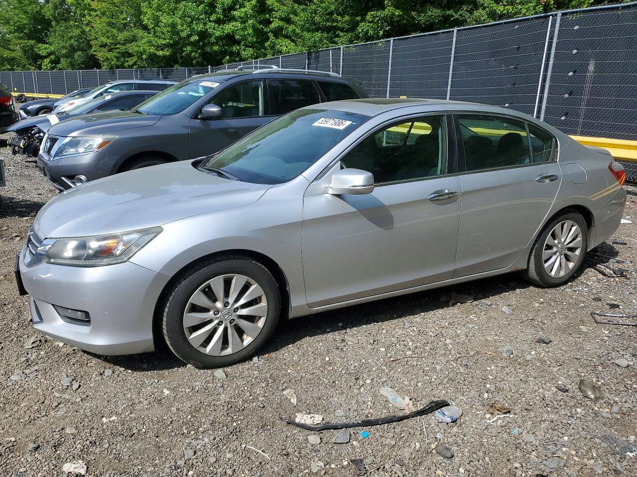 Salvage Honda Accord Image