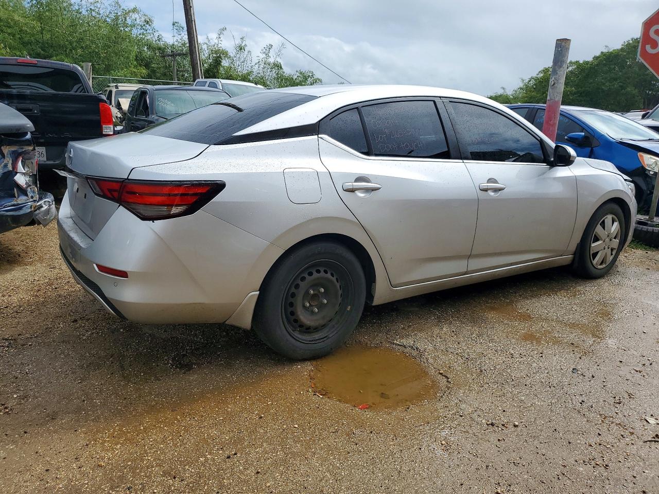 Nissan Sentra S