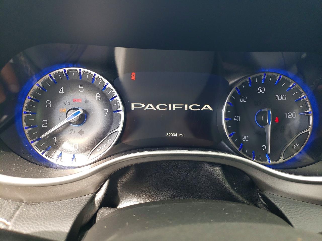 Chrysler Pacifica Touring L