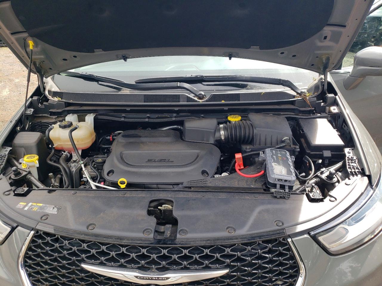 Chrysler Pacifica Touring L