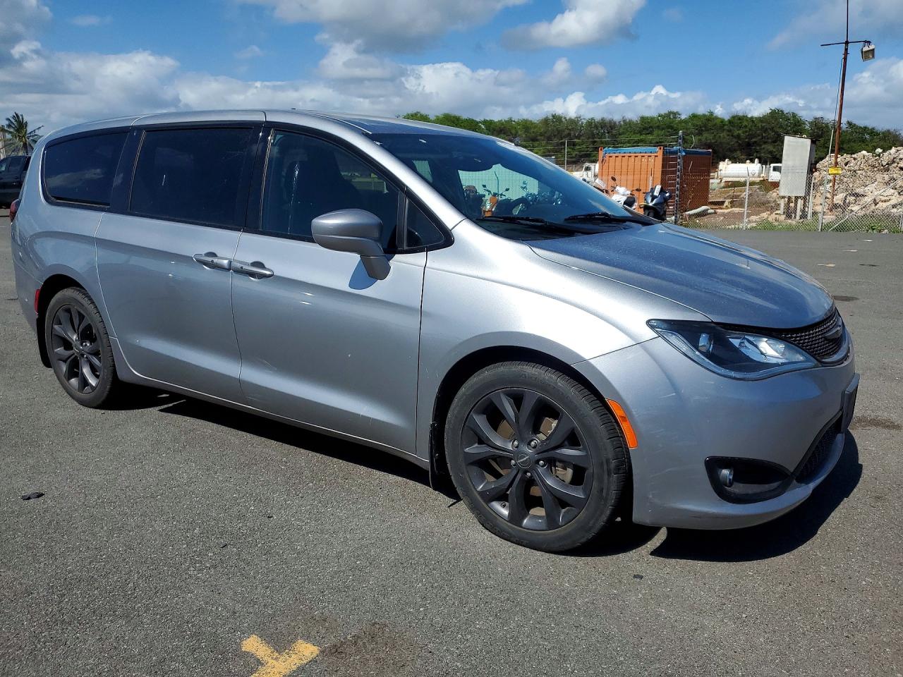 Chrysler Pacifica Touring Plus