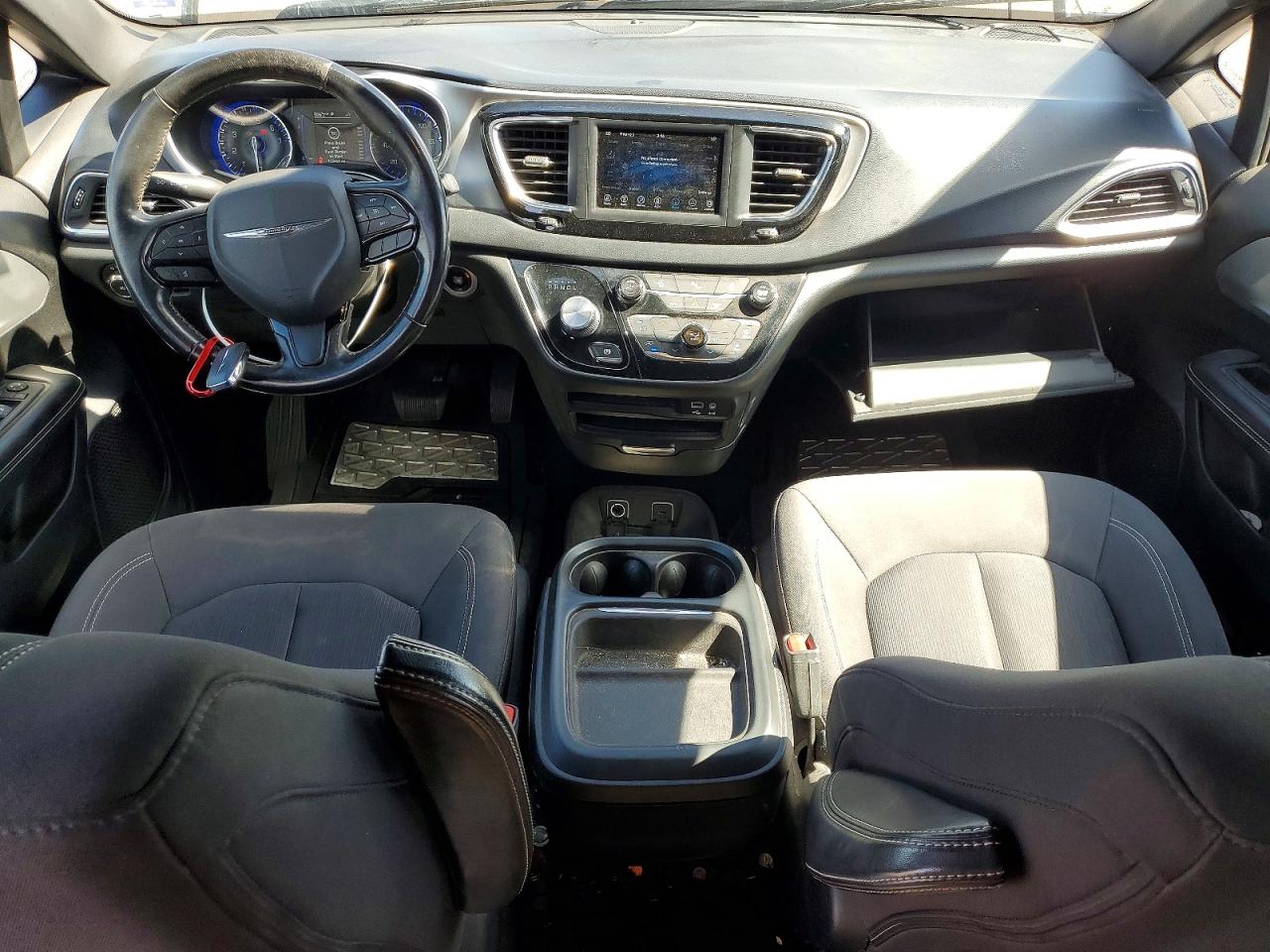 Chrysler Pacifica Touring Plus