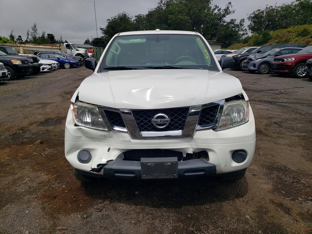 Nissan Frontier Sv