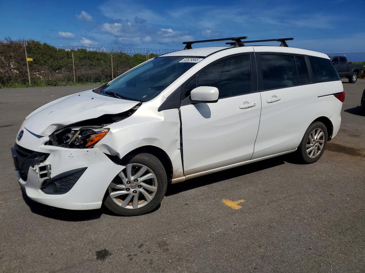 Salvage Mazda 5 Image
